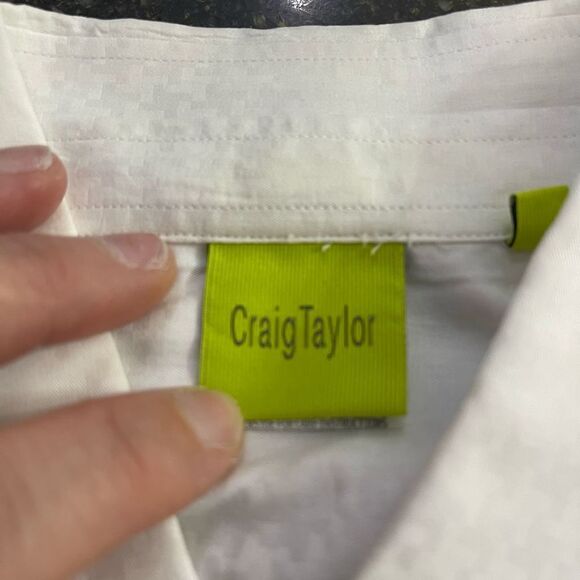 Craig Taylor White Herringbone Button-Front Shirt | Ruffled Cuff - Picture 3 of 7